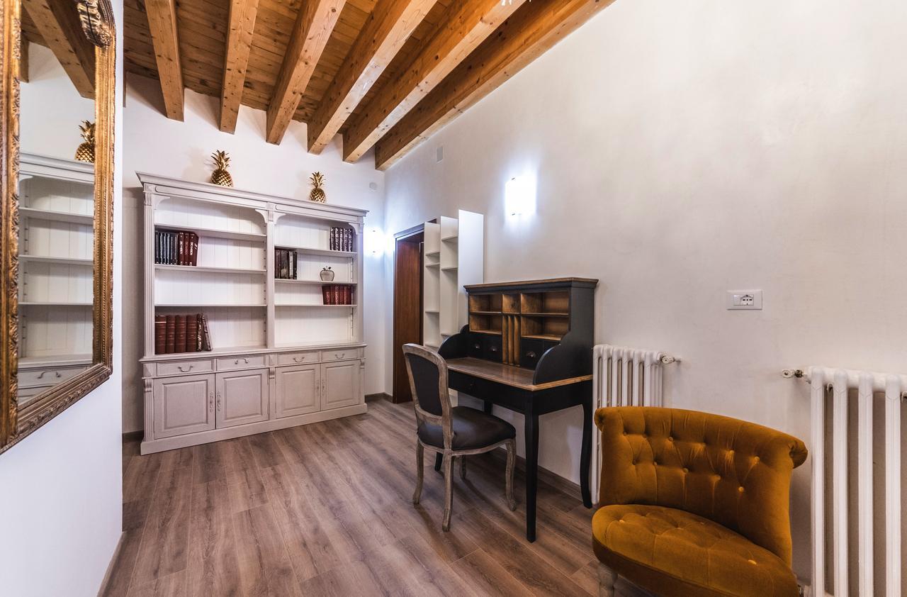 Ca' Teatro Vecchio Apartment Venice Ngoại thất bức ảnh