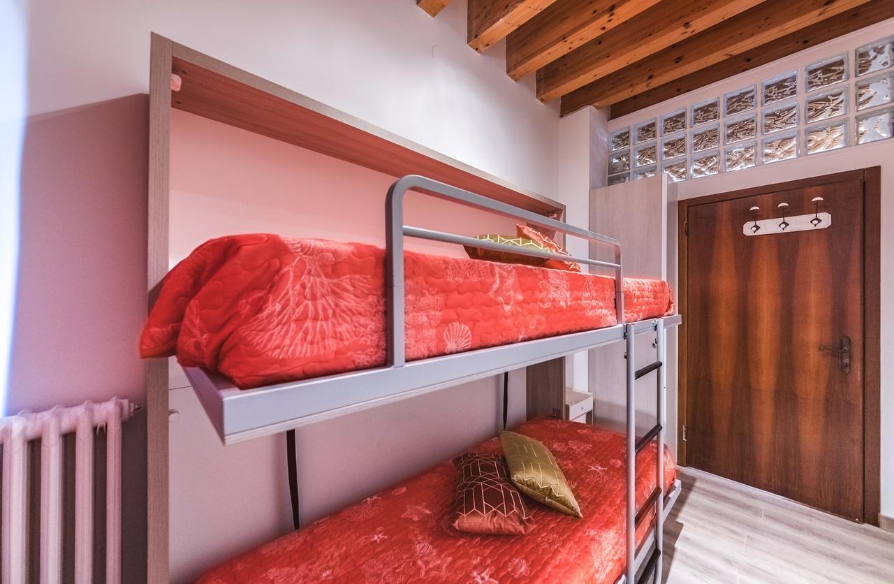Ca' Teatro Vecchio Apartment Venice Ngoại thất bức ảnh