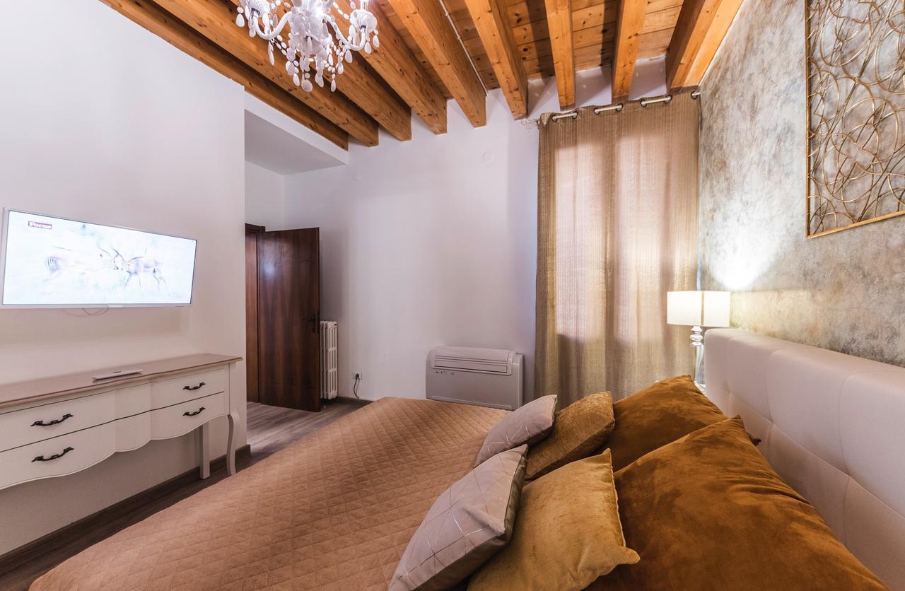 Ca' Teatro Vecchio Apartment Venice Ngoại thất bức ảnh