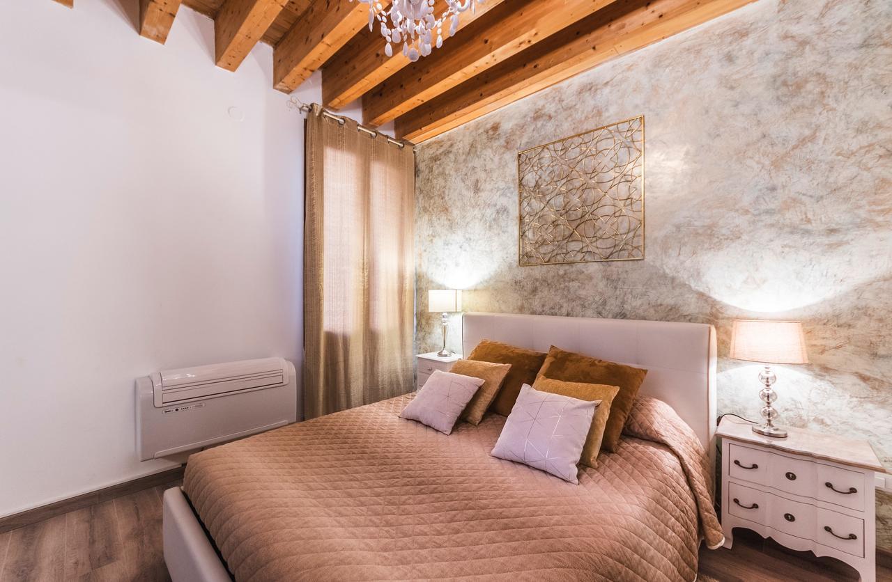 Ca' Teatro Vecchio Apartment Venice Ngoại thất bức ảnh